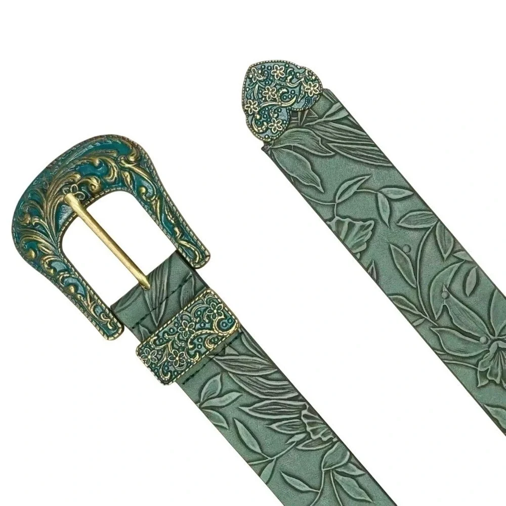 The Unbranded Brand buckle embossed